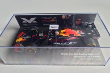 Max Verstappen Minichamps F1 Hungary 2022 Fanshop Edition beschikbaar voor biedingen