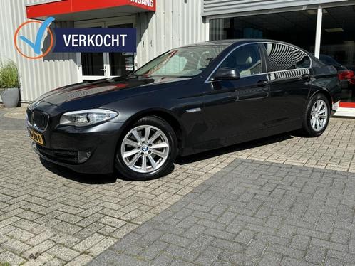 Bmw 5-serie | AUTOMAAT | NW. APK/BANDEN 523i High Executive, Auto's, BMW, Bedrijf, 5-Serie, ABS, Adaptieve lichten, Airbags, Airconditioning