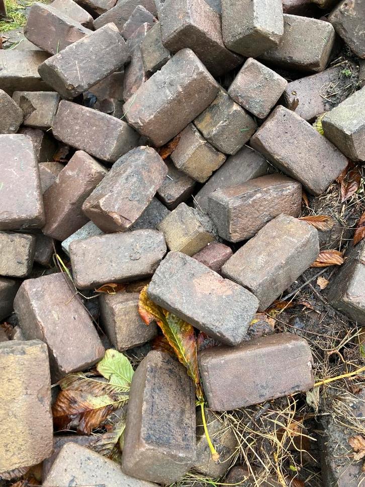 Gebakken klinkerkei rood c.a.45m2. Uiterlijk 15 nov ophalen!, Tuin en Terras, Tegels en Klinkers, Gebruikt, Klinkers, Natuursteen