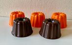 5 retro jaren ‘70 puddingvormpjes, bruin en oranje, Huis en Inrichting, Keuken | Keukenbenodigdheden, Ophalen of Verzenden, Gebruikt