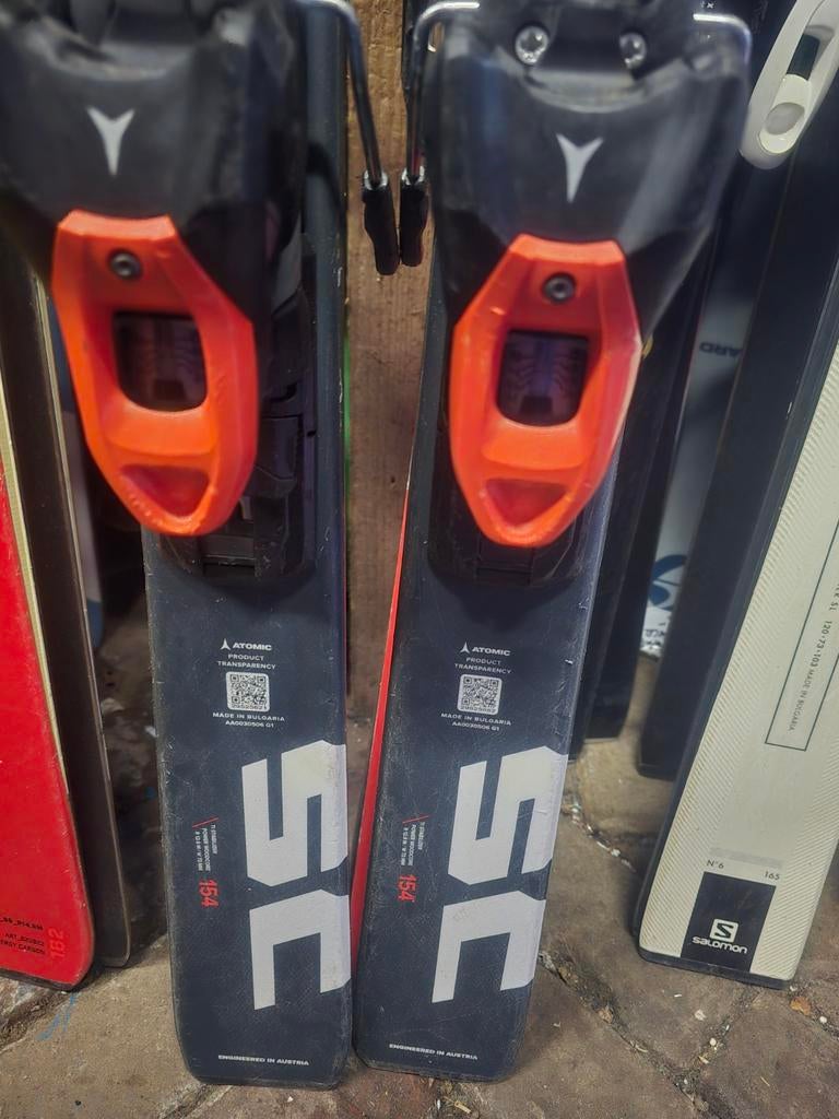 154 142cm ATOMIC REDSTER SC 2024/25, 160 tot 180 cm, Ophalen of Verzenden, Zo goed als nieuw, Carve