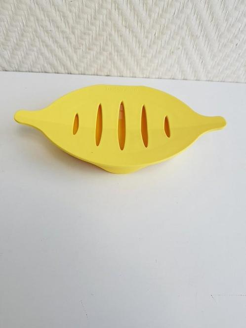 T014 Zeeprust, zeepbakje Tupperware, Huis en Inrichting, Keuken | Tupperware, Zo goed als nieuw, Overige typen, Geel, Ophalen of Verzenden