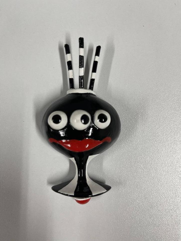 Niloc Pagen | Magneet 4, Antiek en Kunst, Kunst | Beelden en Houtsnijwerken, Ophalen of Verzenden