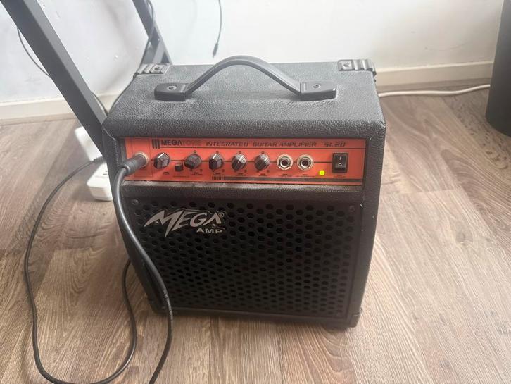 Mega Amp SL20 Gitaarversterker, Muziek en Instrumenten, Versterkers | Bas en Gitaar, Gebruikt, Gitaar, Minder dan 50 watt, Ophalen