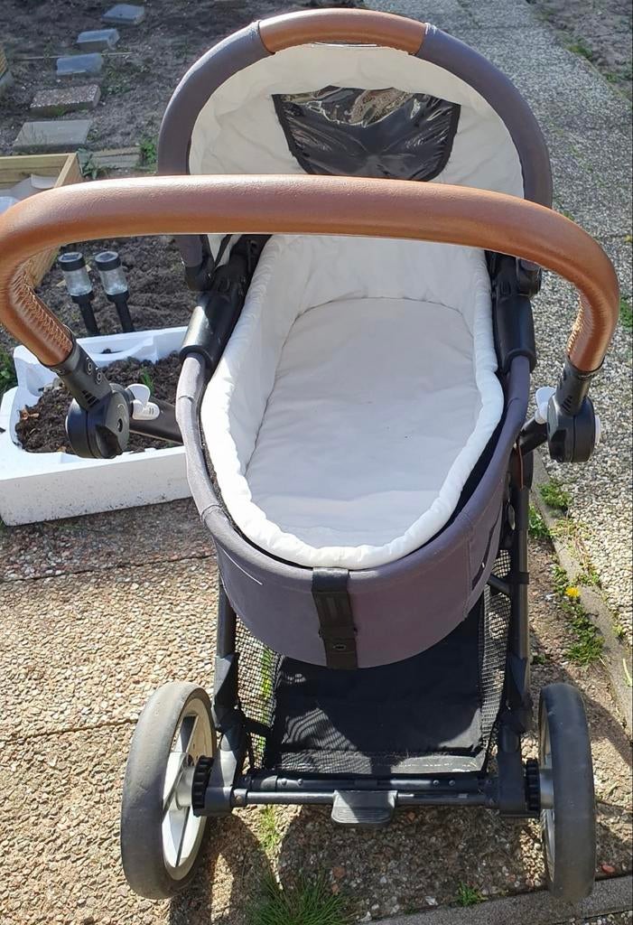 Mutsy babywagen, Kinderen en Baby's, Kinderwagens en Combinaties, Ophalen, Gebruikt, Combiwagen, Met reiswieg