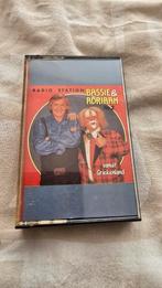Bassiexen adriaan radio station vanuit Griekenland jou 2., Ophalen of Verzenden, Zo goed als nieuw, Kinderen en Jeugd, 1 bandje
