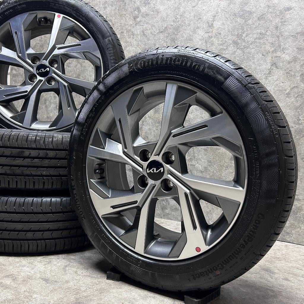 17 inch originele velgen + zomerbanden Kia Stonic, Banden en Velgen, Nieuw, 17 inch, Personenwagen