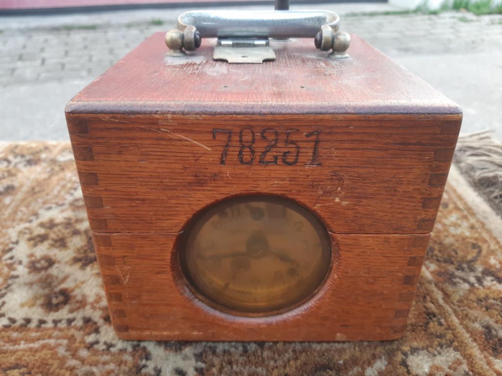 PRACHTIGE MOOIE VERZORGDE DUIVENKLOK 69.95 EURO, Ophalen of Verzenden