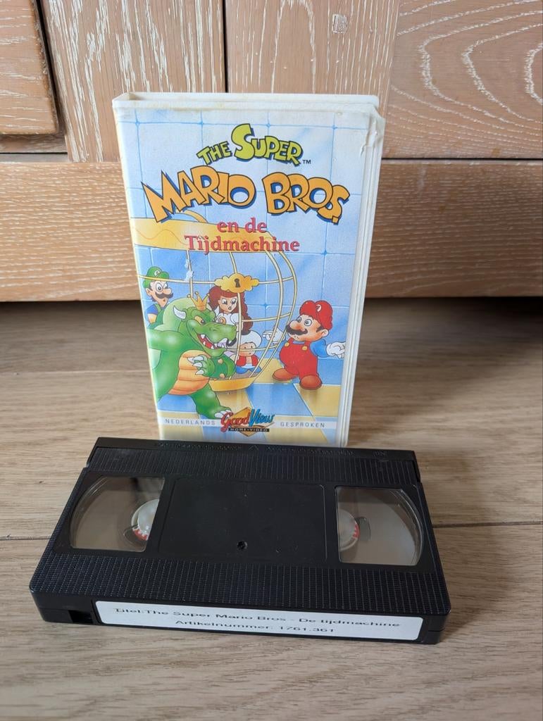 Videoband Super Mario - En de tijdmachine, Alle leeftijden, Ophalen of Verzenden, Zo goed als nieuw