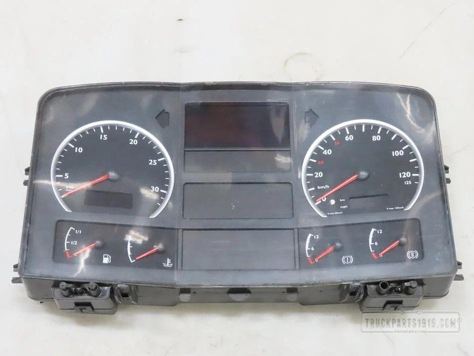 MAN 81,27202-5151 instrumentenpaneel, Auto-onderdelen, Vrachtwagen-onderdelen, Ophalen, Gebruikt, MAN