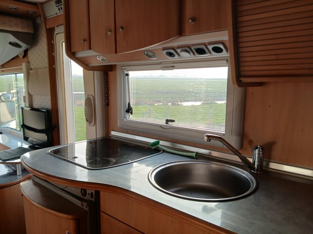 Caravans And Camping Burstner