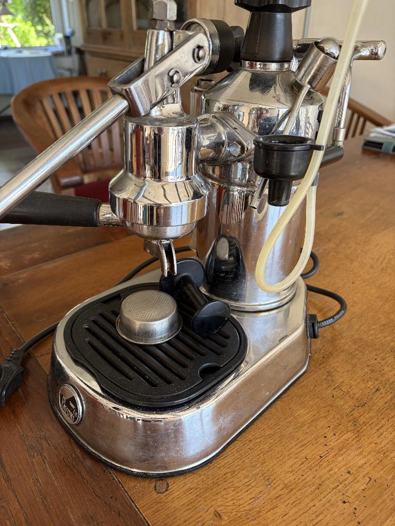 La Pavoni espressoapparaat, Stoompijpje, Gebruikt, Espresso apparaat, Gemalen koffie