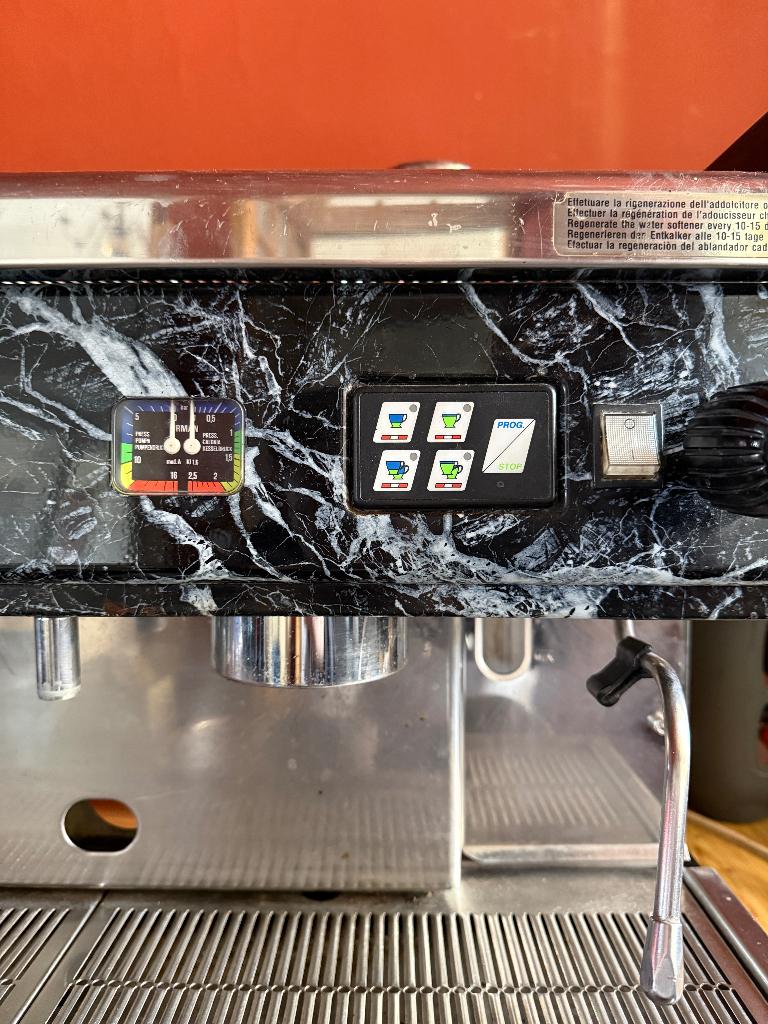 Koffiemachine met molen en accesoires, 2 tot 4 kopjes, Ophalen, Gebruikt, Koffiemachine