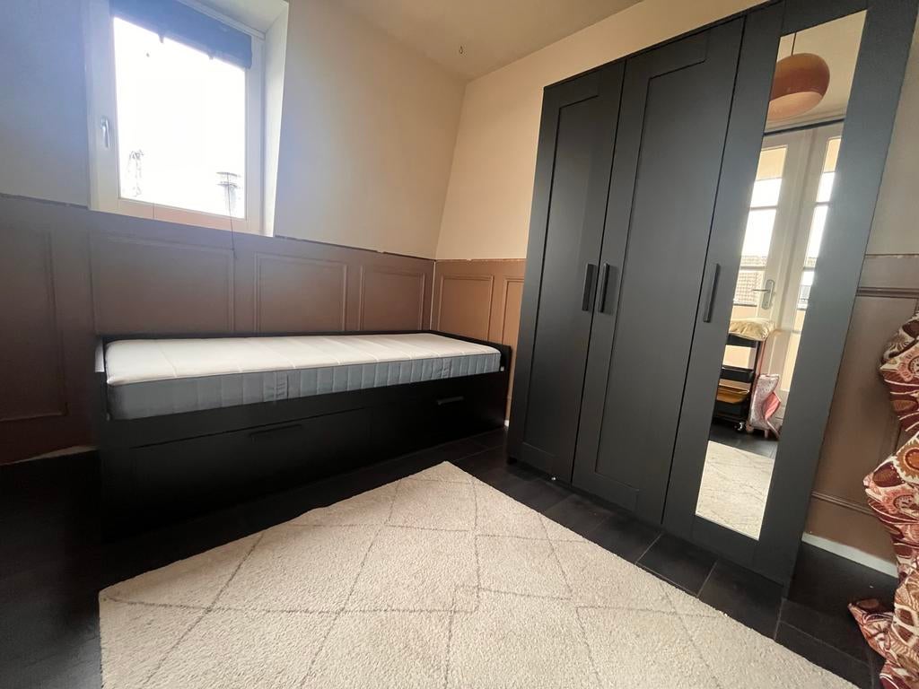 IKEA Brimnes bedbank, uitschuifbaar, als nieuw!, Ophalen, Verstelbaar, Zwart, Tweepersoons