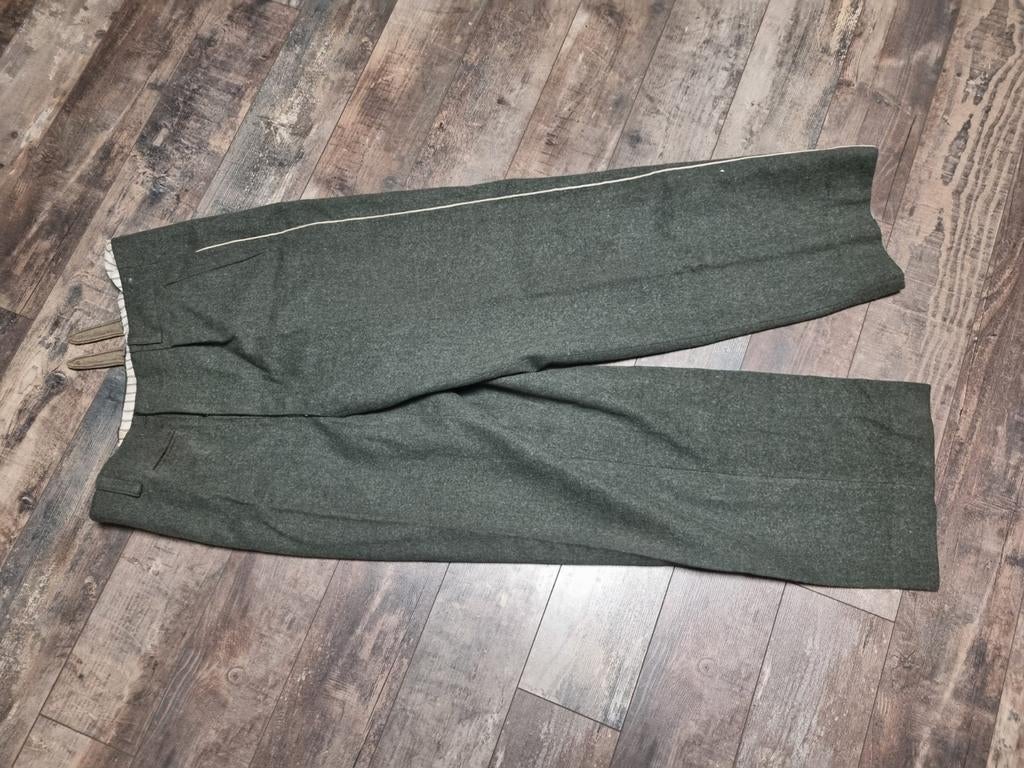 Duits WOII broek voor waffenrock infanterie wehrmacht, Verzamelen, Militaria | Tweede Wereldoorlog, Ophalen of Verzenden, Duitsland