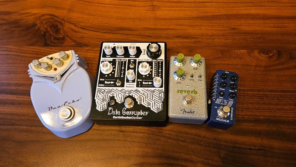 Effectpedalen - Danelectro EarthQuaker Devices Fender Mooer, Ophalen of Verzenden, Zo goed als nieuw, Delay of Echo