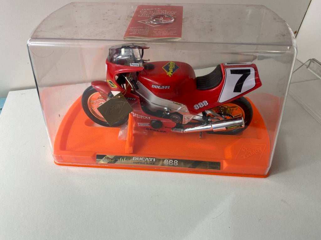 1:10 DUCATI 888 “super bike”- Guiloy-met certificaat/vitrine, Ophalen of Verzenden, Nieuw, 1:9 t/m 1:12, Motor