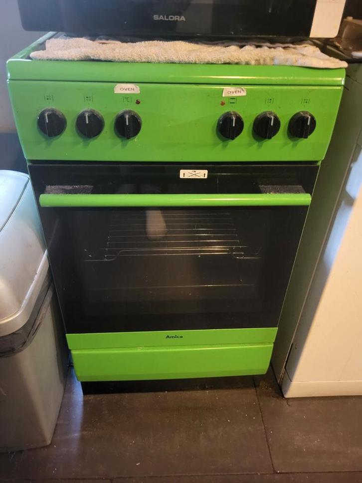 Amica Vrijstaand elektrisch fornuis SHC 11508 G, Witgoed en Apparatuur, Fornuizen, Gebruikt, Vrijstaand, Elektrisch, 4 kookzones