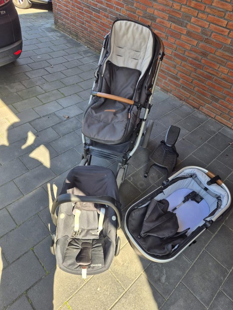 Complete kinderwagen en maxi cosie set., Ophalen of Verzenden, Gebruikt, Kinderwagen, Mutsy