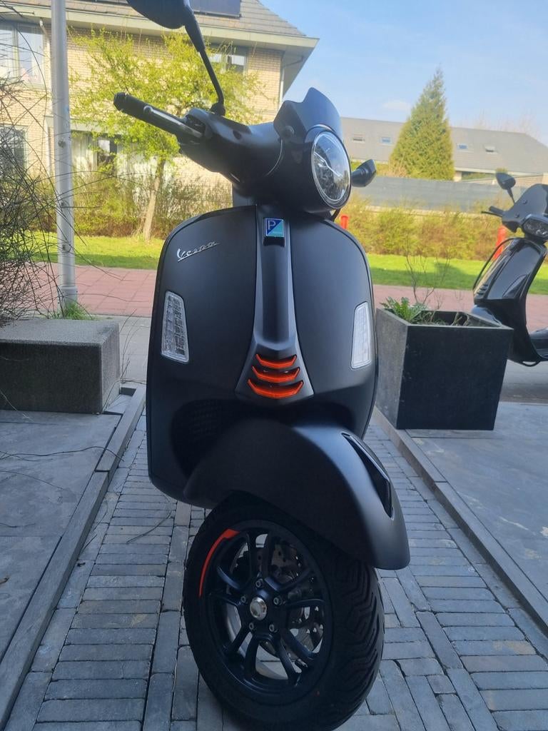 Vespa GTS Supersport 310 mat zwart, Ophalen, Benzine, Overige modellen