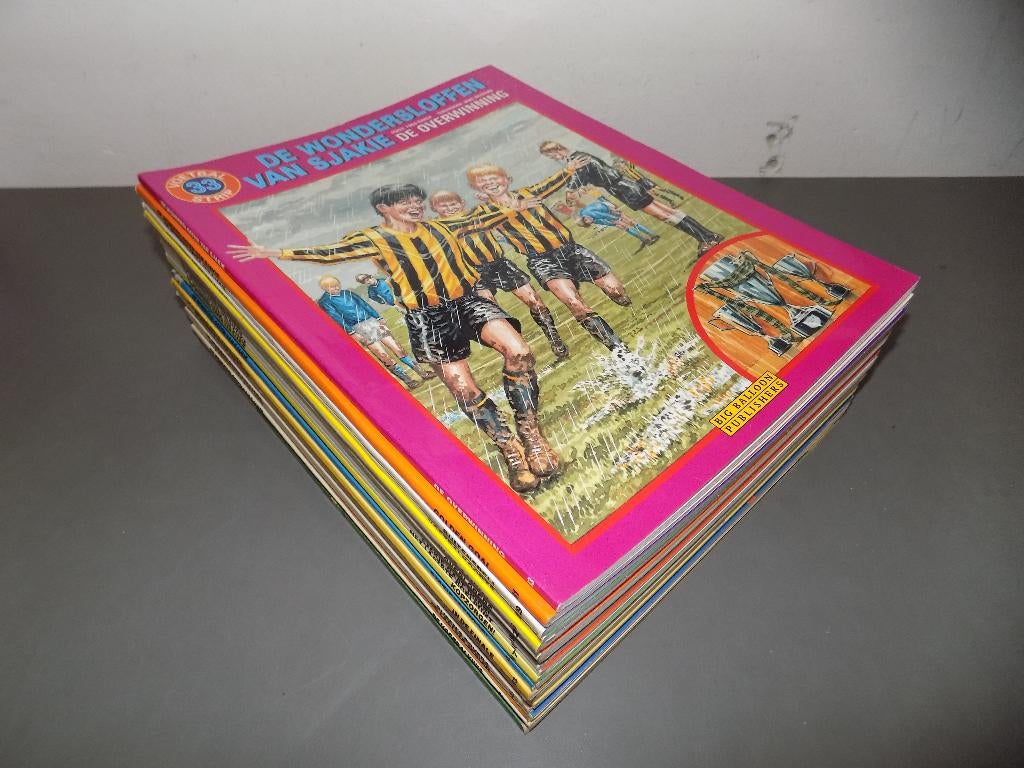 De wondersloffen van Sjakie ~ Grote set van 25 strips, Complete serie of reeks, Ophalen of Verzenden, Gelezen