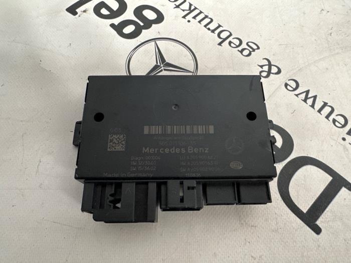 Trekhaak Module van een Mercedes GLC-Klasse, Auto-onderdelen, Gebruikt, -, Ophalen of Verzenden, -