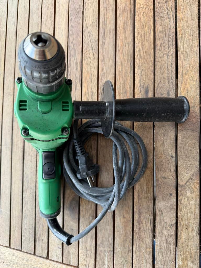 Hitachi D 10VC2 Boormachine - Gebruikt, Goede Staat, Gebruikt, Variabele snelheid, 400 tot 600 watt, Ophalen
