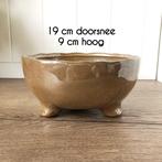 Daan Kromhout Aardewerk Bloempot op Pootjes - goud , bruin, Tuin en Terras, Bloempotten, Rond, Binnen, Ophalen of Verzenden, Zo goed als nieuw