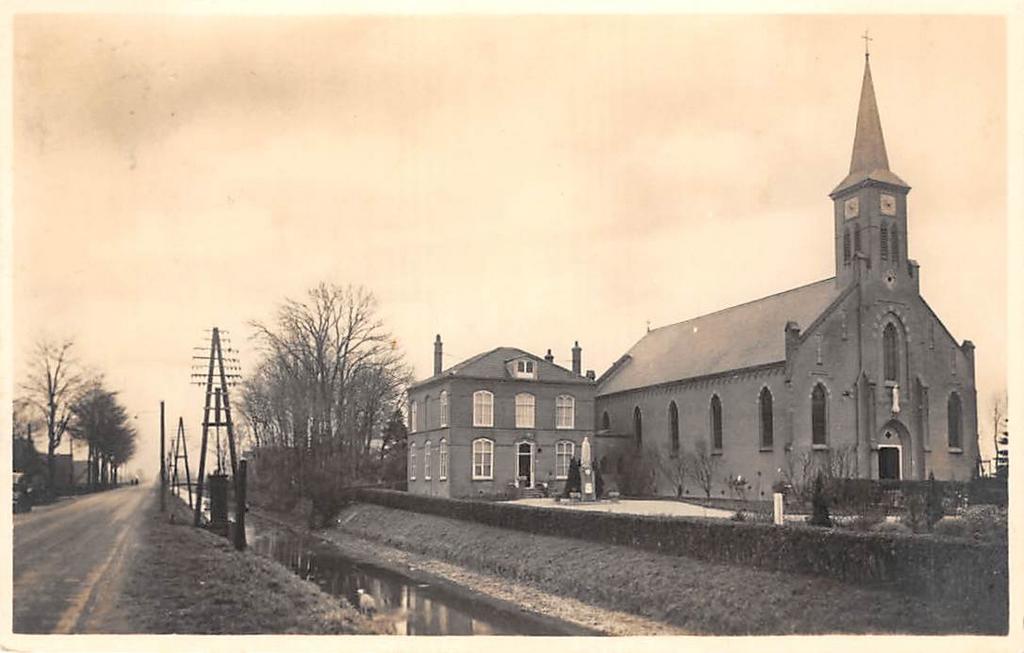 Nieuw-Vennep, Parochiekerk O.L. Vrouw Haarlemmermeer, Verzamelen, Ansichtkaarten | Nederland, Ophalen of Verzenden, 1920 tot 1940