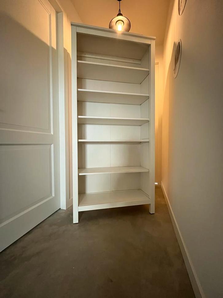 Boekenkast Hemnes (IKEA), Huis en Inrichting, Kasten | Boekenkasten, Gebruikt, 50 tot 100 cm, 150 tot 200 cm, 25 tot 50 cm, Met plank(en)