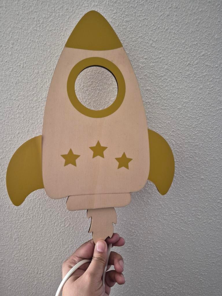 Nachtlampje raket voor kleine astronaut, Ophalen