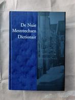 De Nuie Mestreechsen Dictionair - Maastricht - mestreech, Ophalen of Verzenden, Zo goed als nieuw