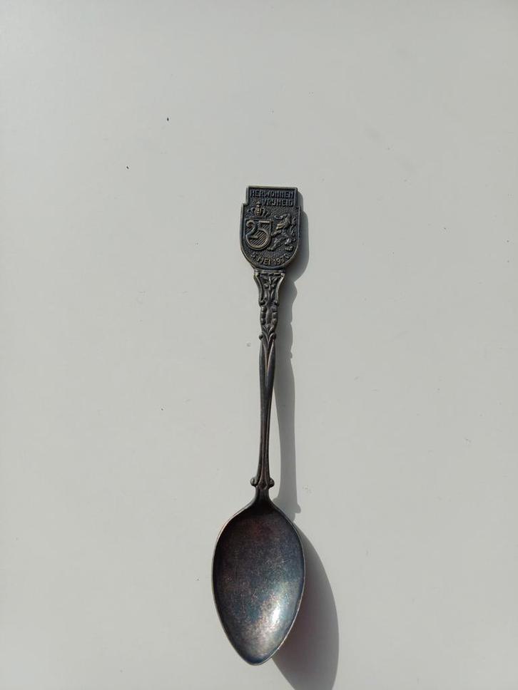 Verzamel lepel 25 jaar vrijheid 'Herwonnen Vrijheid', Antiek en Kunst, Antiek | Bestek, Ophalen of Verzenden
