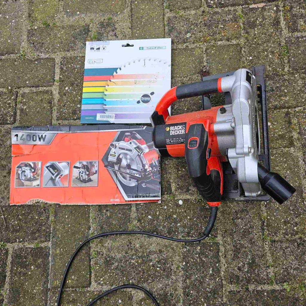 Cirkelzaagmachine, Doe-het-zelf en Verbouw, Ophalen, Gebruikt, Cirkelzaag, Black+Decker