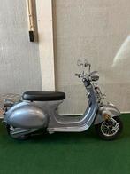 Nieuwe EV2000 elektrische 45KM  p/uur scooter.Retro look, Nieuw, Sakura, Ophalen, Overige merken