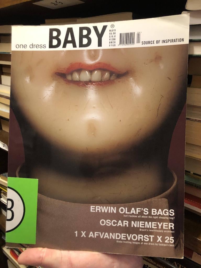 Baby #2001 MGZN for Media Modern Arts Design, Ophalen of Verzenden, Gelezen, Overige onderwerpen