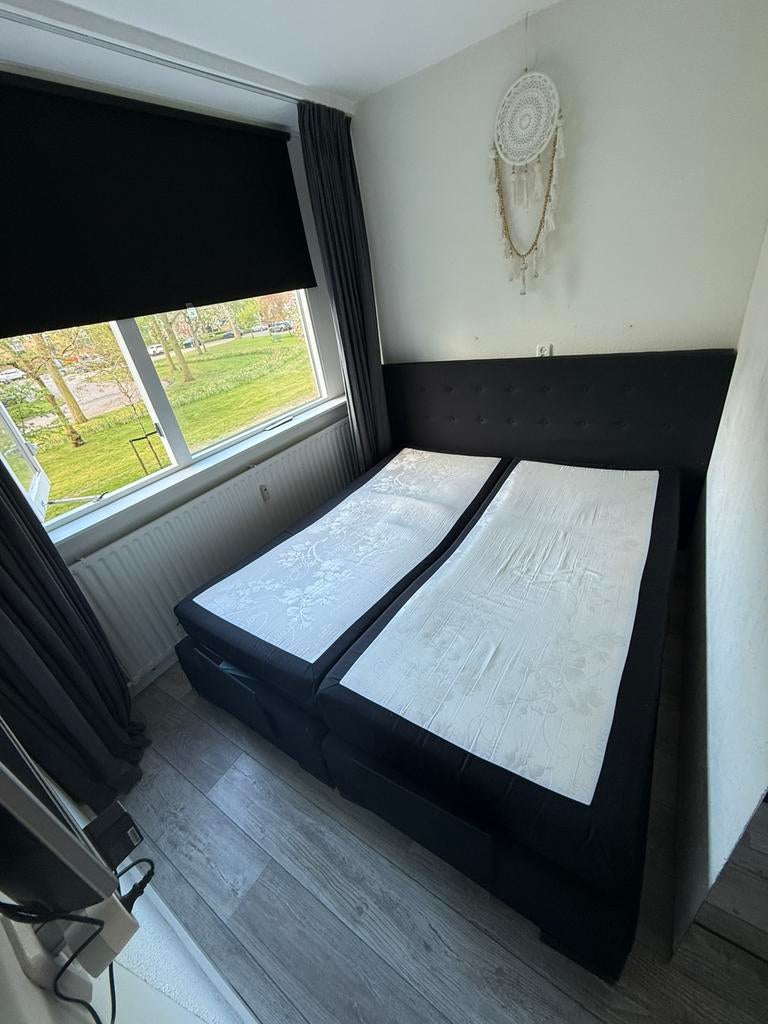 Elektrische bed 180/200, Ophalen, Gebruikt, Zwart, Tweepersoons