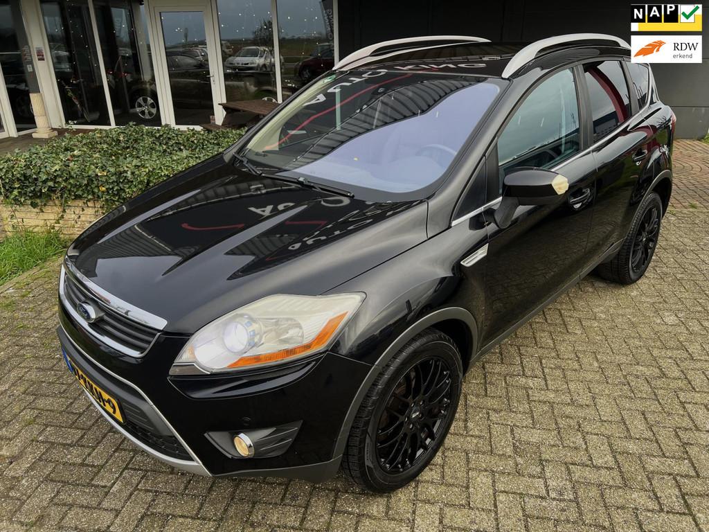Ford Kuga 2.5 Titanium ECC/CRUIS/NAV/PANO/CAM APK+NAP, Automaat, Gebruikt, Zwart, 1553 kg