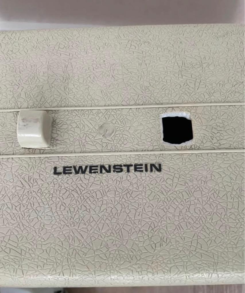 Lewenstein naaimachine, Ophalen, Gebruikt, Naaimachine, Lewenstein