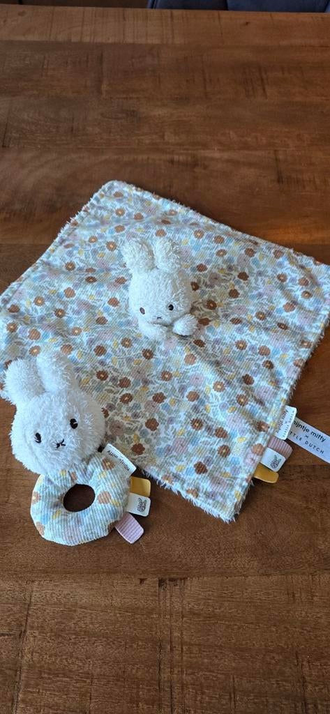 Nijntje Miffy Knuffeldoekje en Rammelaar (vintage), Kinderen en Baby's, Speelgoed | Babyspeelgoed, Ophalen, Zo goed als nieuw