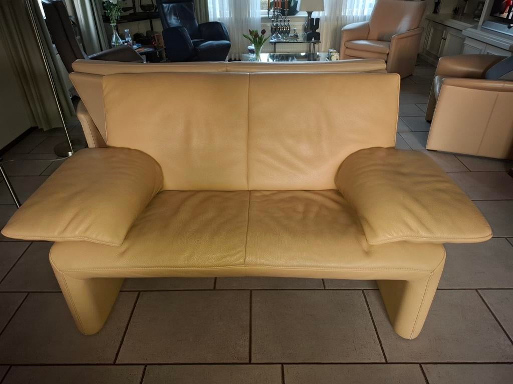 Leolux 2 persoons bankje leer tweeliter tweezits bank, Huis en Inrichting, Ophalen, Gebruikt, Tweepersoons, Minder dan 150 cm