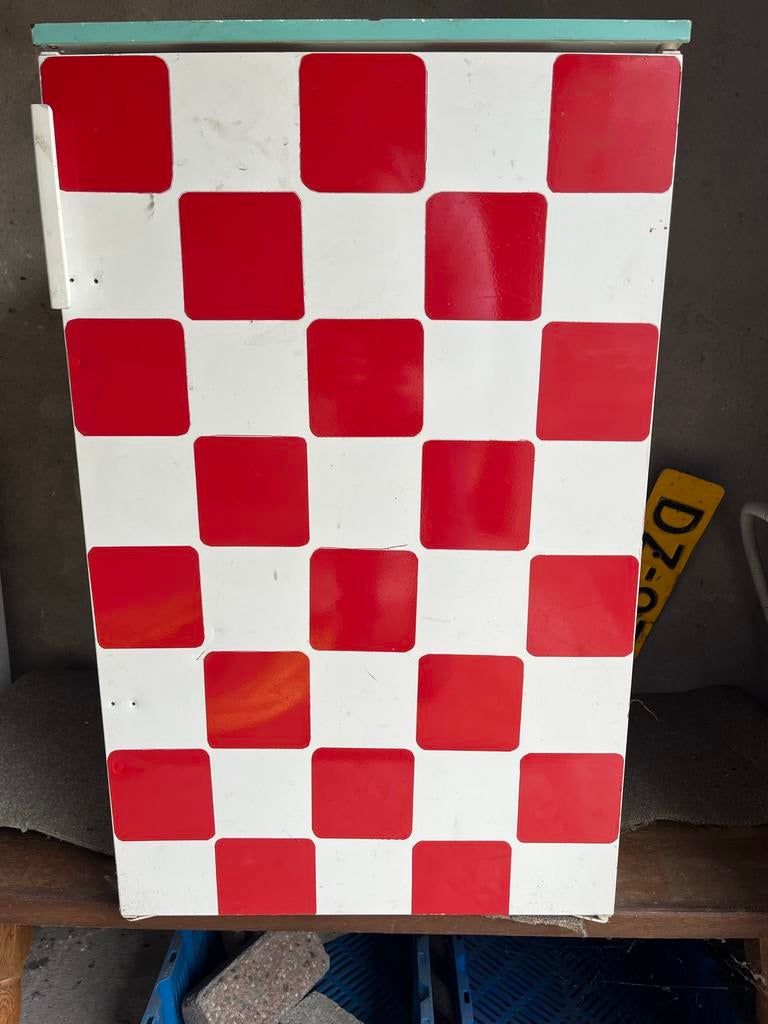 ALLÉÉN VEUR BRABO’S  UNNE KOELKAST IN DE KLEUREN VAN ONS, Witgoed en Apparatuur, Koelkasten en IJskasten, 75 tot 100 liter, 45 tot 60 cm