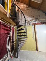 Spiltrap met houten treden en metalen frame, Doe-het-zelf en Verbouw, Ophalen, Gebruikt, Trap, 2 tot 4 meter