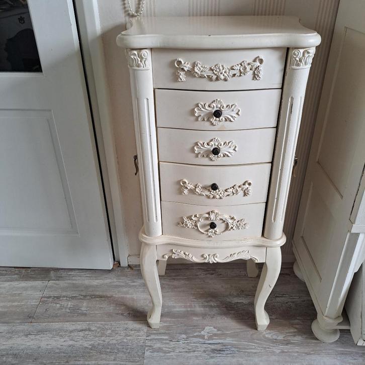 Wit brocante kastje, Antiek en Kunst, Curiosa en Brocante, Ophalen