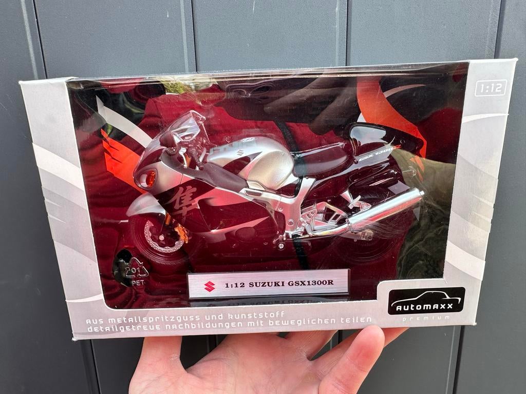 Suzuki GSX1300R 1:12 Nieuw in verpakking, Hobby en Vrije tijd, Modelbouw | Auto's en Voertuigen, Overige merken, Tank, Groter dan 1:32