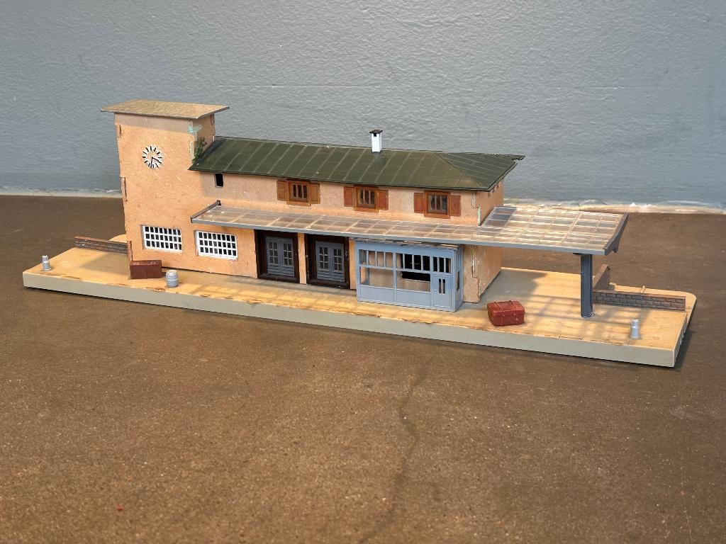 Faller 103 station Schönblick jaren 50, Hobby en Vrije tijd, Modeltreinen | H0, Overige merken, Gebruikt, Gelijkstroom of Wisselstroom