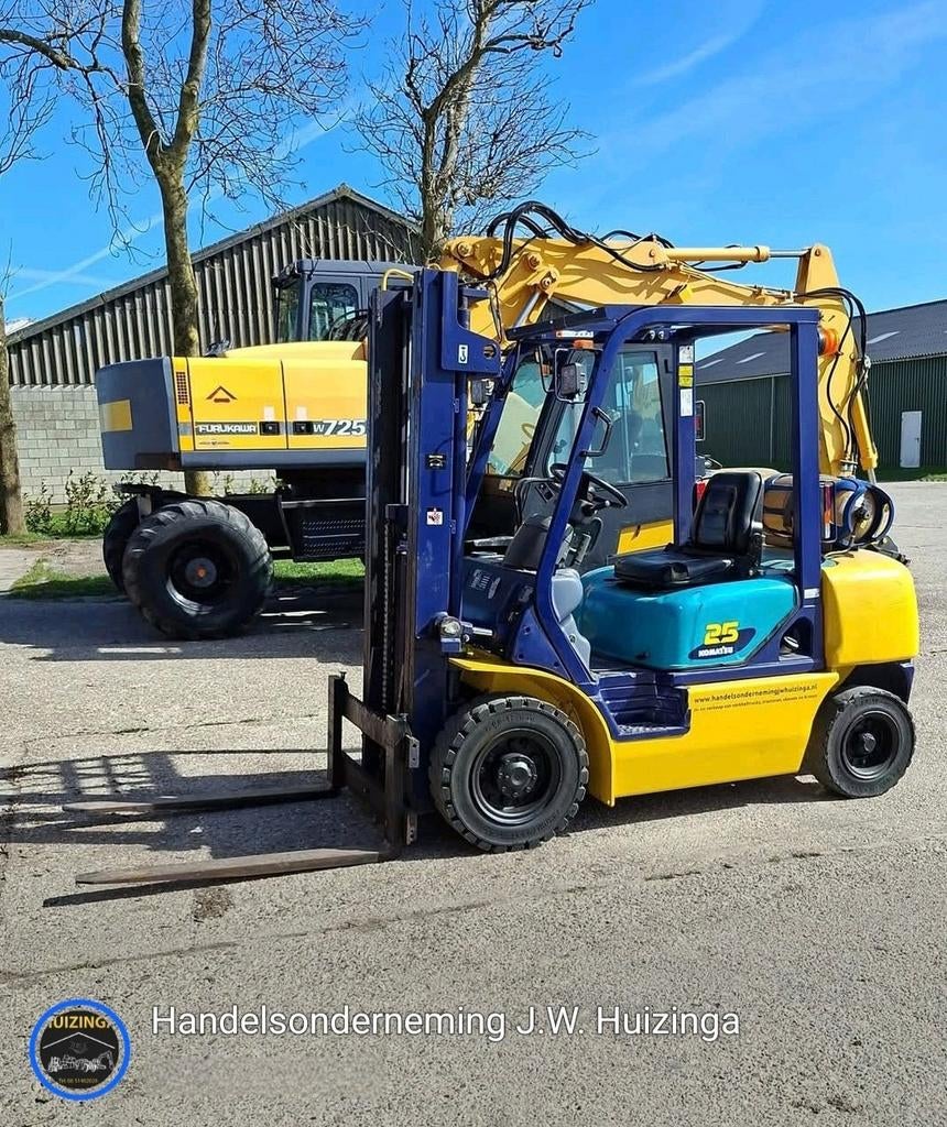 Te koop: Zeer nette Komatsu heftruck - 2.5 ton, LPG freelift, LPG, Heftruck, Ophalen of Verzenden, Linde Toyota Hyster Komatsu Nissan jungheinrich Still Crown Tcm