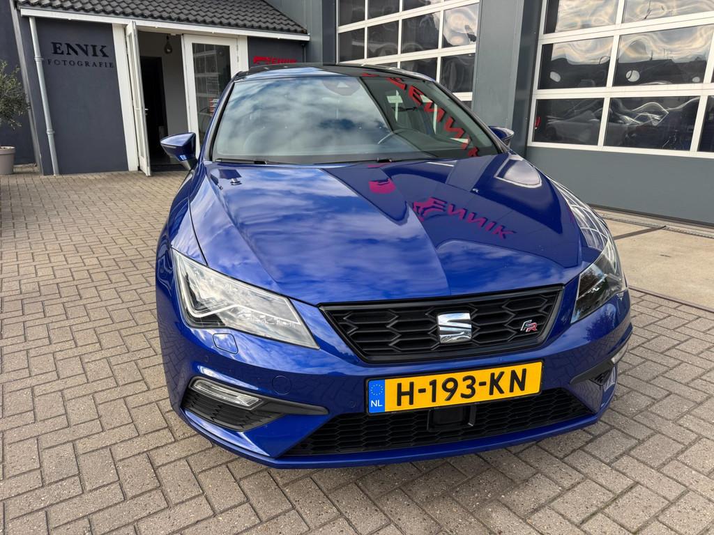 Seat Leon 2.0 TDI FR Business Intense / Pano / Lane / sound, Auto's, Seat, Gebruikt, 4 cilinders, 1290 kg, Bedrijf