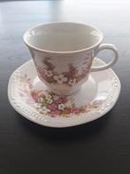 Arzberg Bavaria Kop en Schotel met Bloemenprint, Ophalen of Verzenden, Zo goed als nieuw, Overige stijlen, Kop(pen) en/of Schotel(s)