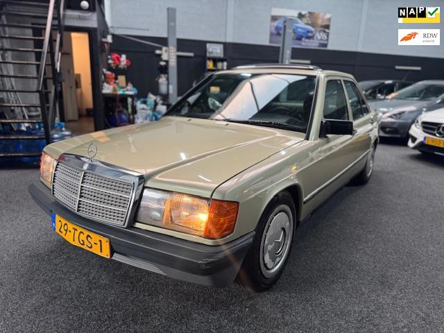 Mercedes-Benz 190-serie 2.0 E/Originelen KM stand/OLDTIMER/G, Auto's, Mercedes-Benz, Automaat, 4 cilinders, 122 pk, 190-Serie